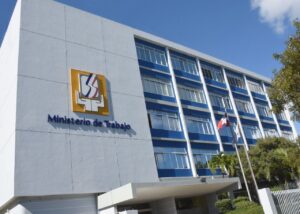 Ministerio de Trabajo aclara fecha entrada en vigencia resoluciones trabajo doméstico 
