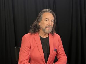 Marco Antonio Solís: 