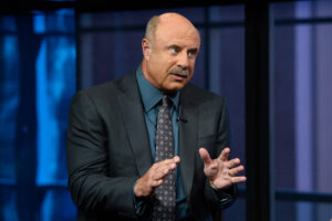 Presentador Dr. Phil dice Netflix dio una versión equivocada de Jeffrey Dahmer 