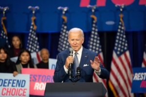 Elecciones en EEUU: republicanos esperan ganar Congreso bloqueando a Biden 
