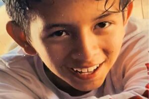 Un adolescente de California despierta tras nueve meses en coma