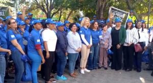 Ministerio de la Mujer continua jornada “Vivir sin Violencia es Posible” en Baní 