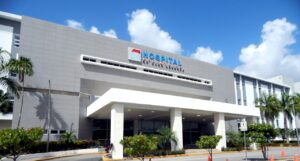 Pacientes denuncian falta de atención medica en Hospital Pediátrico Hugo Mendoza en Villa Mella  
