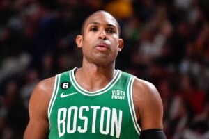 Al Horford multado con US$25,000 por golpe a Wagner