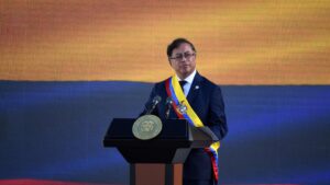 Colombia evalúa retomar el uso obligatorio de la mascarilla 