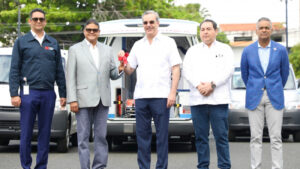 Presidente Abinader dice pasará Nochebuena y Navidad en familia
