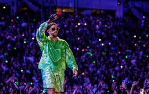Bad Bunny cierra 2022 con récord en ingresos brutos de sus giras