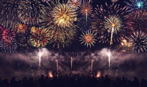 Científicos piden prohibir los fuegos artificiales por sus sustancias tóxicas