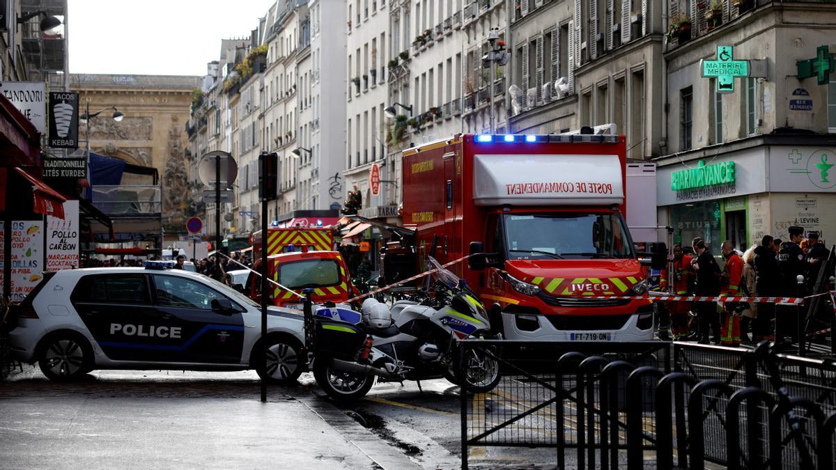 El autor del tiroteo de París pretendía suicidarse tras la masacre