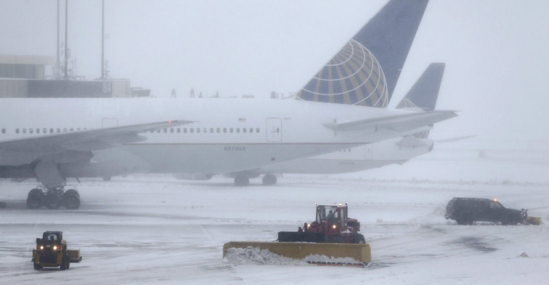 Unos 1,800 vuelos cancelados por el temporal en Estados Unidos a horas de la Nochebuena