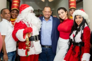 Alcalde Carlos Guzmán da inicio a navidad 2022 dedicada a recolectores desechos SDN  
