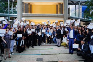Edesur gradúa a 163 periodistas y comunicadores en “2do. Diplomado sobre el sector eléctrico” con aval de Unapec 