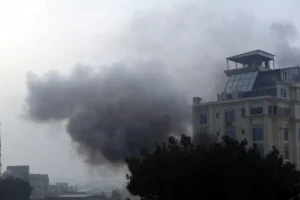 Afganistán: Ataque a hotel en la capital deja 3 muertos 