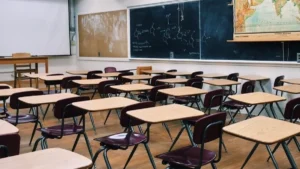 Desalojan dos escuelas en Puerto Rico tras amenazas de tiroteos 