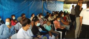 Entre la incertidumbre y calamidad sobreviven decenas de médicos de la red Covid-19 