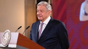 EE.UU. apoyará a México con préstamos para proyectos de energía renovables 