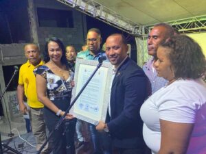 Alcaldía de Cristóbal declara hijo adoptivo al periodista Deivy Pérez