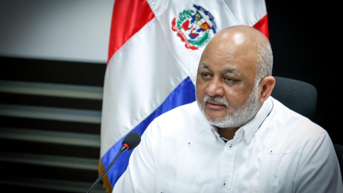 Intervienen con éxito a Roberto Fulcar en EEUU