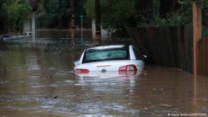Biden declara estado de catástrofe en California por inundaciones 