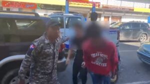 Dictan prisión preventiva contra adolescente acusado de matar joven en La Vega