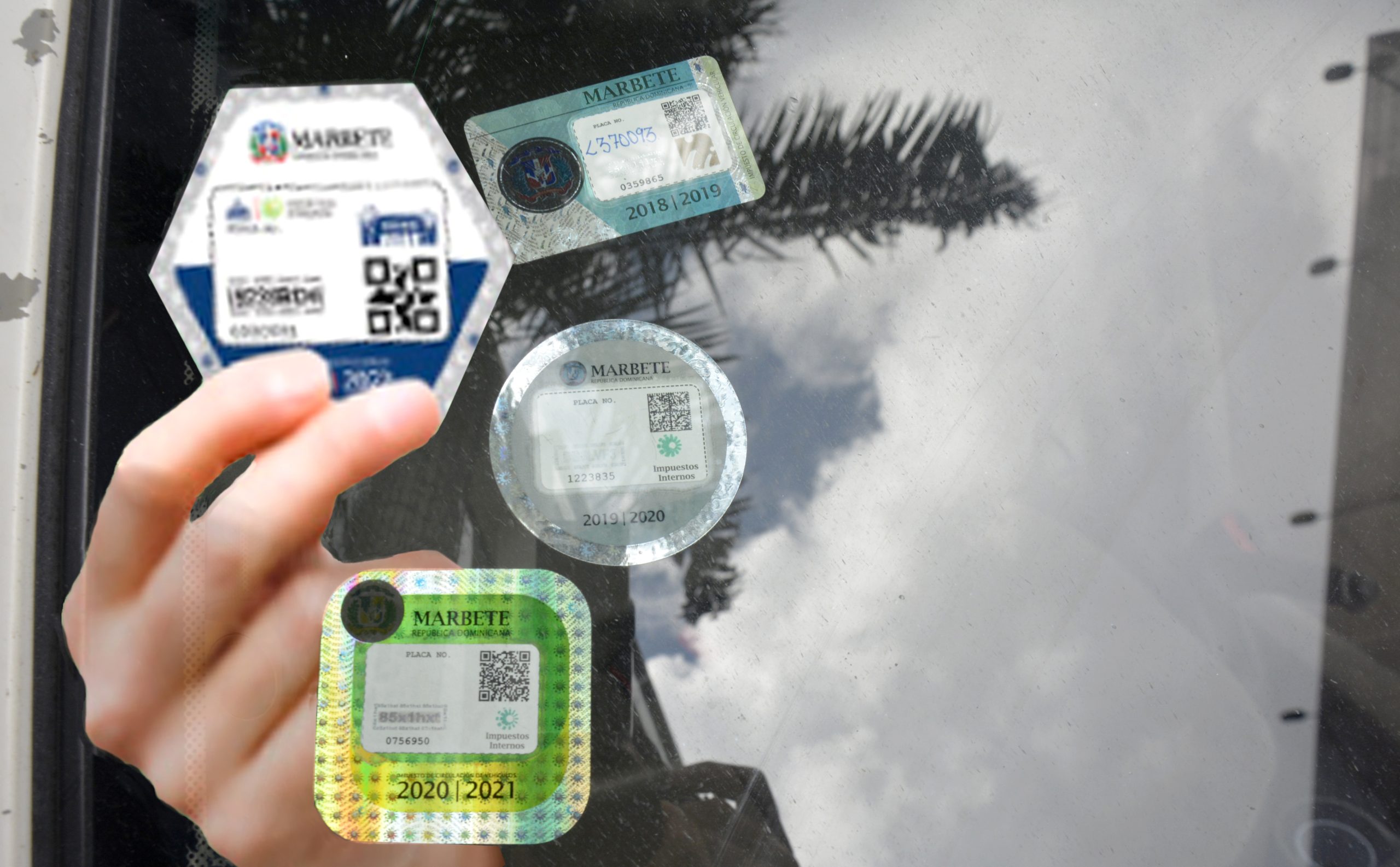 Chóferes se autocalifican irresponsables por no comprar marbete a tiempo