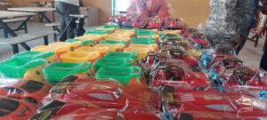 Padre Rogelio Cruz y Asociación de Súper Mercados de Nueva York, entregaron Juguetes