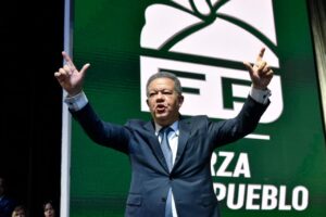 Leonel dice dominicanos no aceptarán refugiados, si no es por voluntad propia