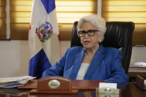 Milagros Ortiz defiende préstamos tomados por el Gobierno