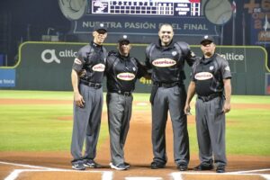  Ocho árbitros trabajarán en la Serie Final entre Licey y Estrellas