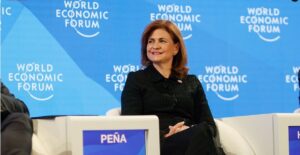 Buen desempeño económico de RD puesto como ejemplo en foro económico de Davos 