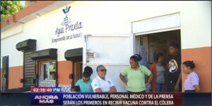 Vacuna cólera primero a vulnerables, personal médico y prensa 