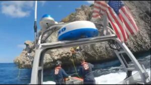 Rescatan a 17 migrantes haitianos que quedaron varados en isla de Puerto Rico 