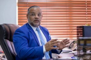 Procurador llama a estar alerta ante propuestas por medios electrónicos