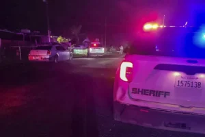 California: Matan a 6 en casa, incluyendo a bebé y su madre