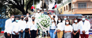 Reconocen jóvenes políticos y empresarios de Haina  