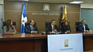 Piden a JCE frenar Camapaña Política a destiempo 
