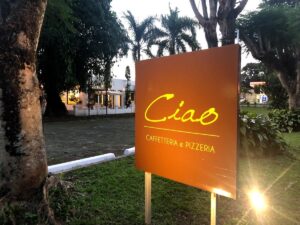 Conflicto en Bonao tras empleado de restaurante darle golpiza a un cliente 