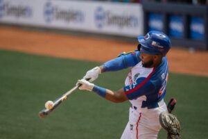 Dominicana gana por paliza a Panamá y se mete en la pelea por un cupo en la semifinal