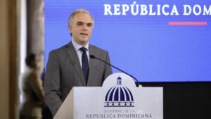 Ministro de Trabajo: aumento salarial debe superar nivel de inflación