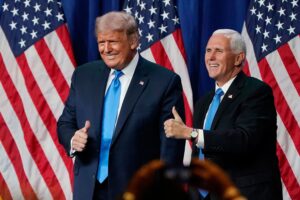 Fiscal que investiga a Donald Trump cita a Mike Pence