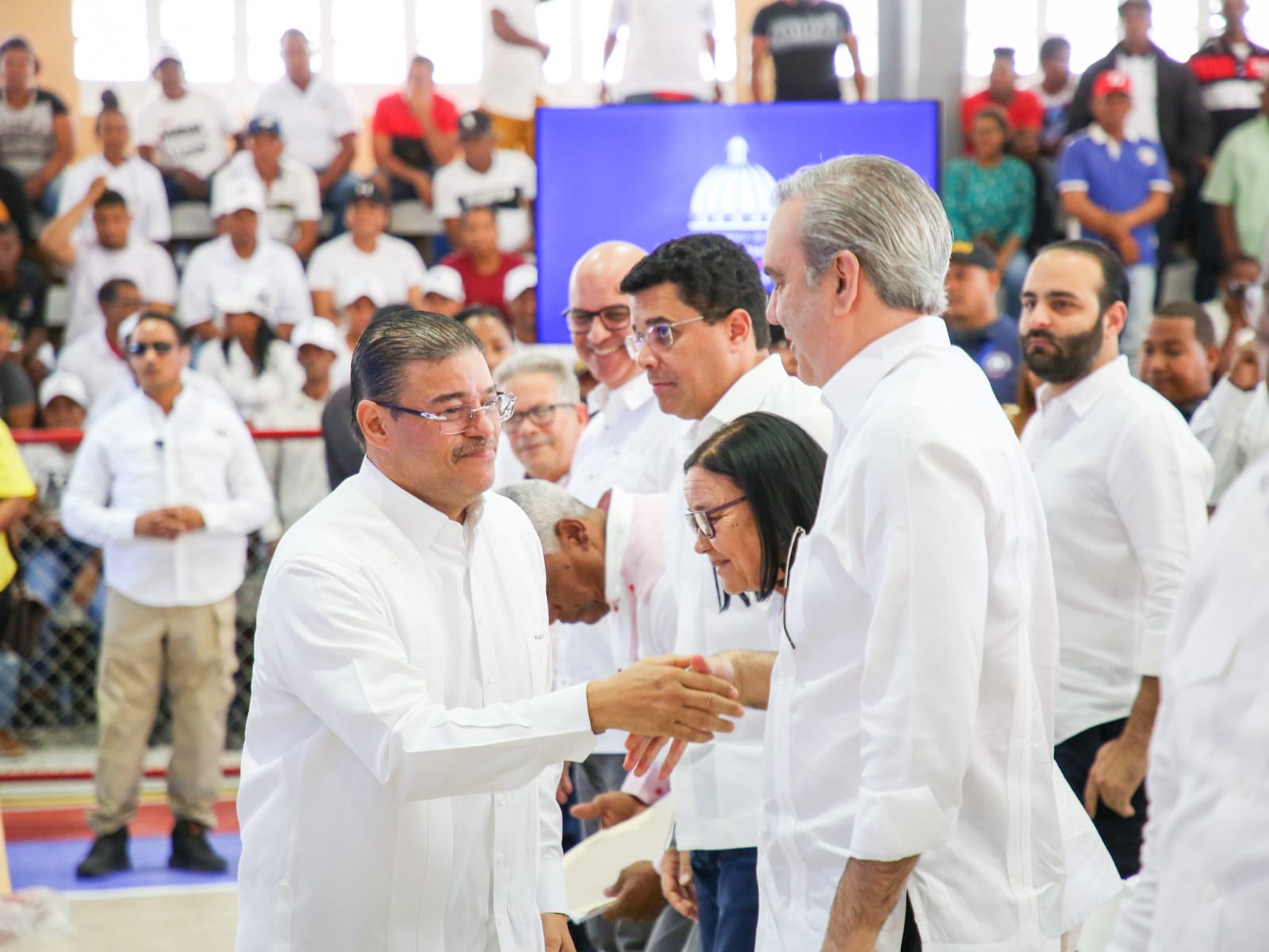 Luis Abinader define el deporte como sello de identidad nacional