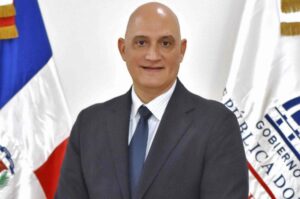 Ministro de Economía destaca reducción de la pobreza monetaria general al cierre de 2022