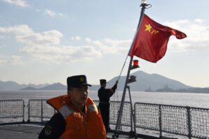 Nueve desaparecidos tras volcar un bote en aguas al sudoeste de Corea del Sur