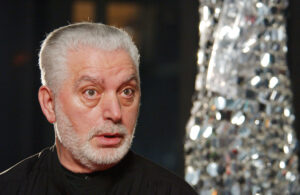 398201 04: Designer Paco Rabanne attends the presentation of Paco Rabanne's exhibition-homage at Burgos'' Principal Theatre December 03, 2001 in Burgos, Spain. (Photo by Carlos Alvarez/Getty Images)