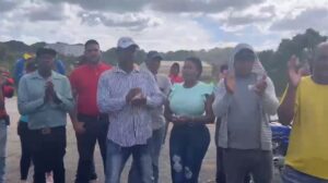Piden al gobierno abrir mina de caliche para construir caminos interparcelarios en Villa Riva, Arenoso y el Bajo Yuna