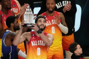 Tatum bate el récord de puntos en un All-Star y Team Giannis canta victoria