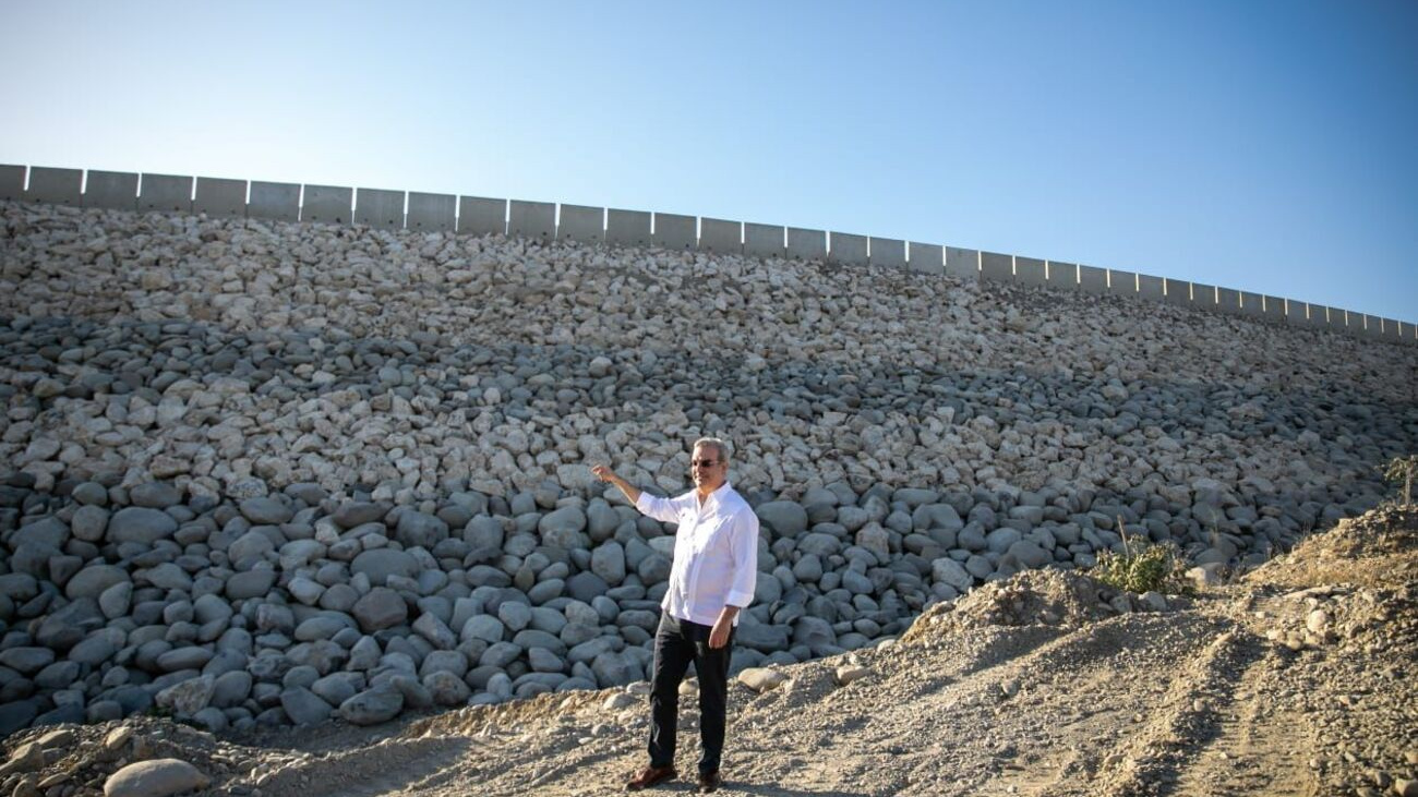 Presidente Abinader: “Presa Monte Grande estaría lista para el mes de julio”