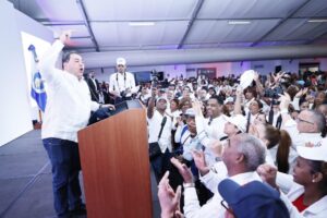 Lanzan movimiento “Salud con Luis” en apoyo a gestión presidencial  
