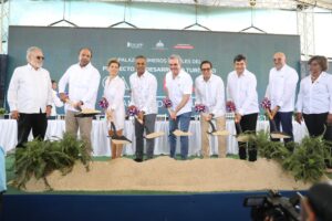 Abinader deja iniciada construcción primeros hoteles Pedernales 