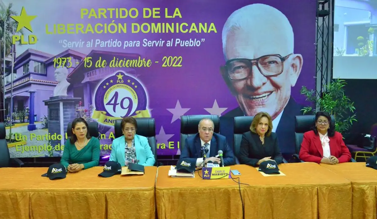 Comisión del PLD dará seguimiento compra de alcaldes opositores